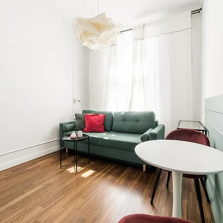 Old Town Lavish Studio Apartment