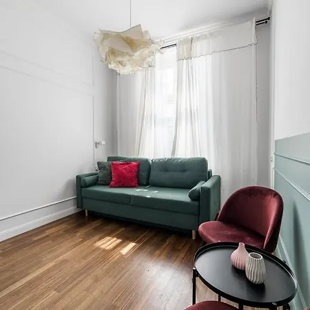 Old Town Lavish Studio